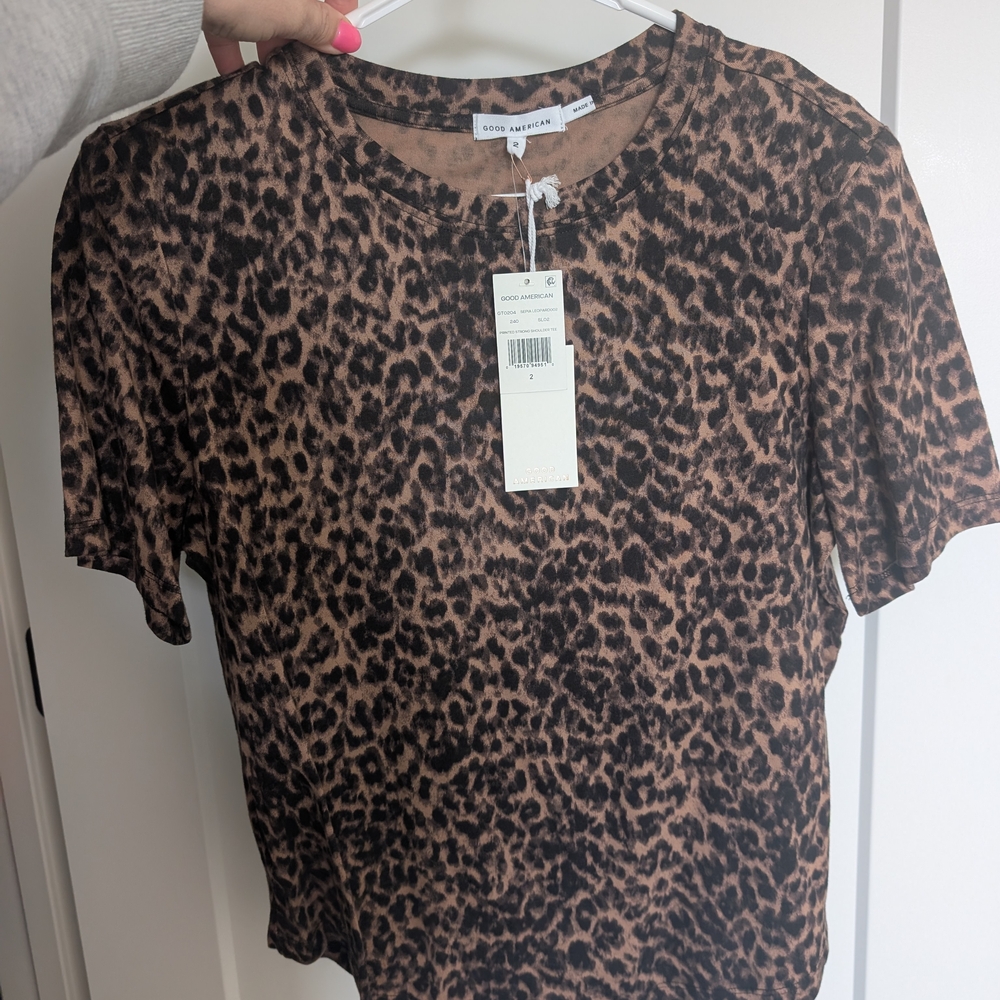 Good American Leopard Print T-Shirt